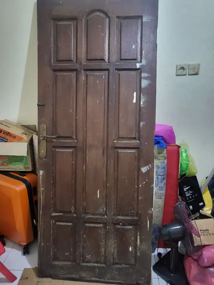 Daun pintu Jati
