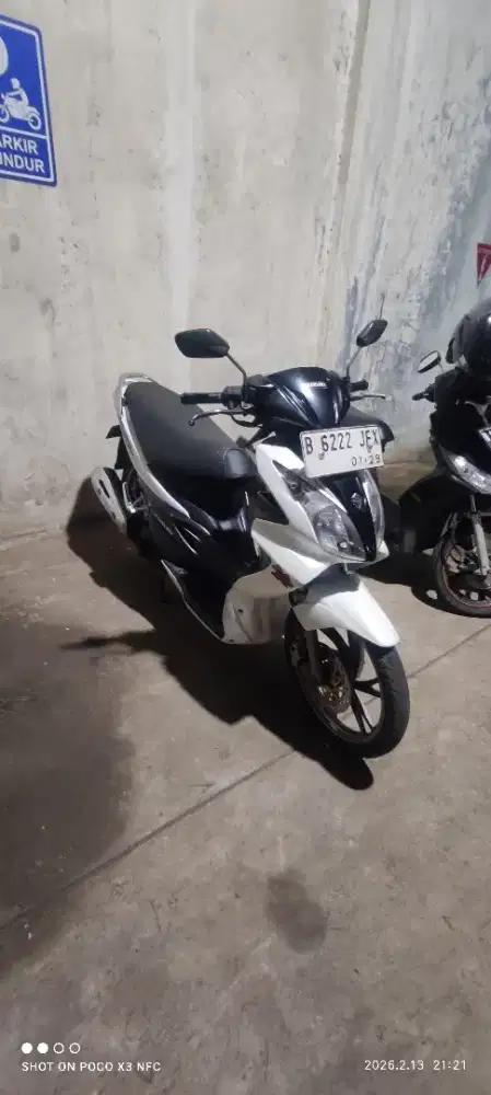 Jual Skywave 2009 Putih Hitam