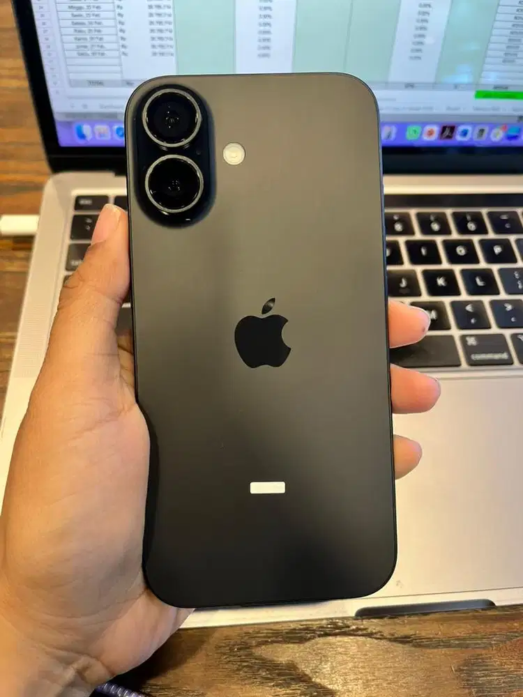 iPhone 16 128Gb Black Resmi Ibox