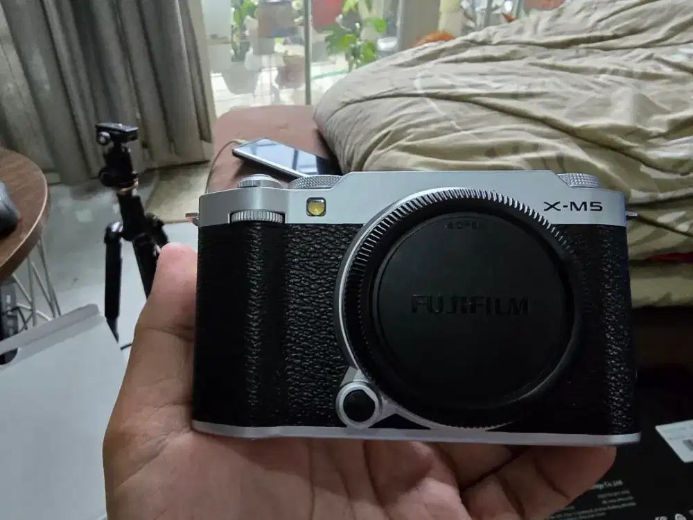 Fujifilm x-m5 warna silver