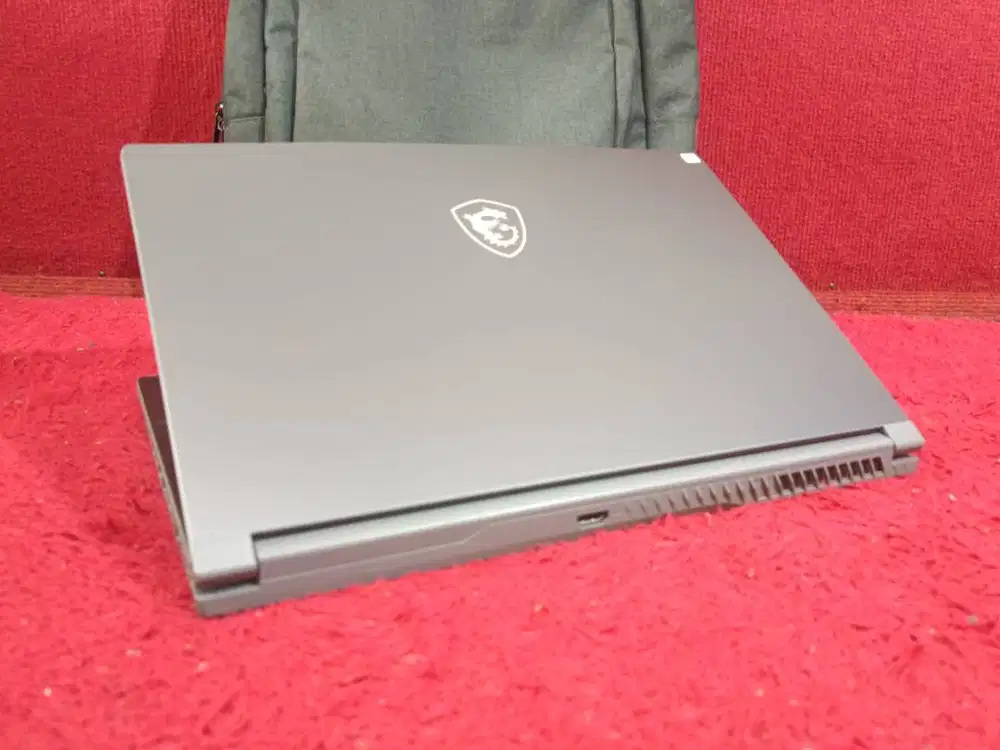 Laptop MSI Thin 15 B12UC Core i5-12450H RAM 8GB SSD 512GB RTX 2050