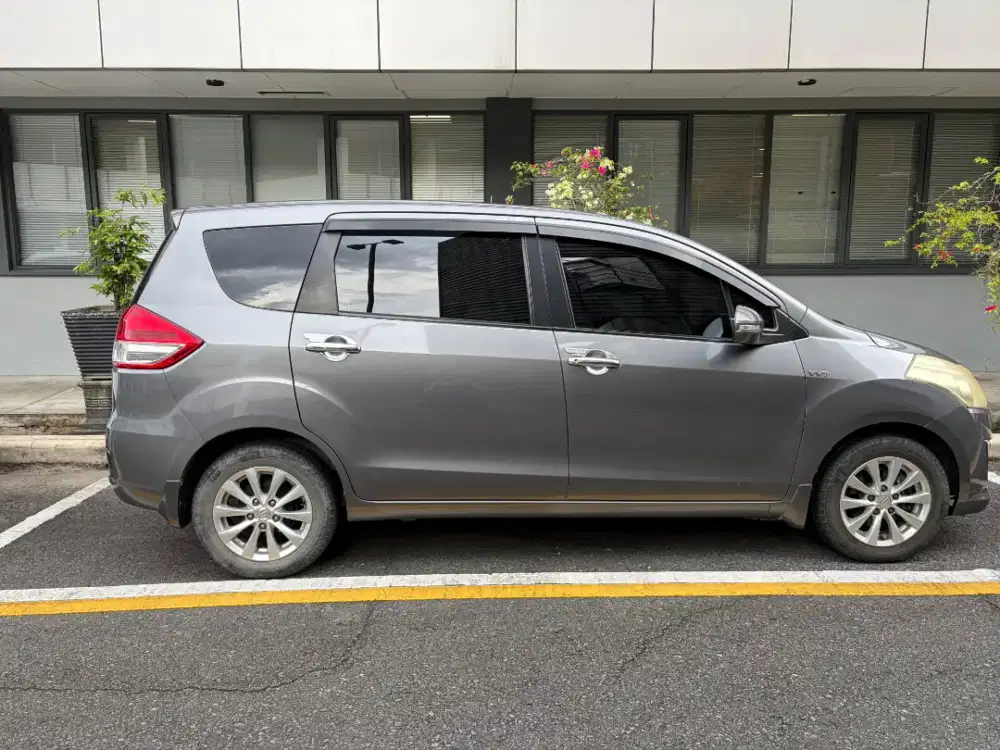 Ertiga GX 2014 KM Rendah