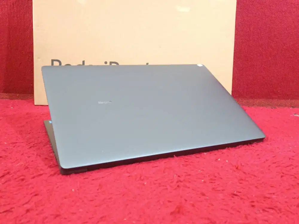 Laptop REDMIBOOK 15 Core i3-1115G4 RAM 8GB SSD 512GB