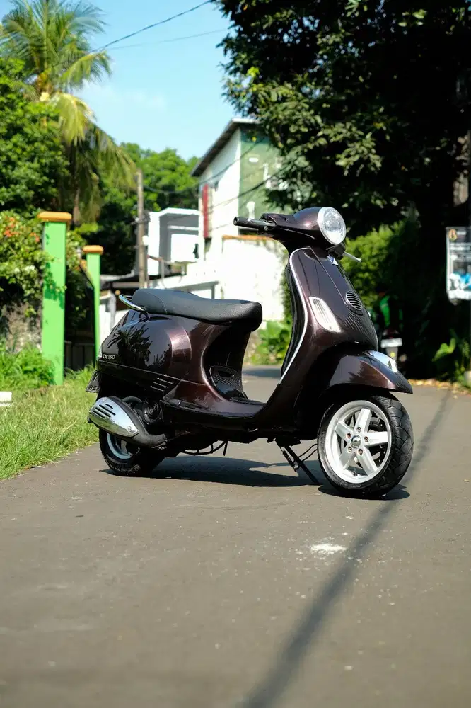JUAL VESPA MATIC BEKAS/SECOND LX 150 2VIE 2011 MURAH BERGARANSI