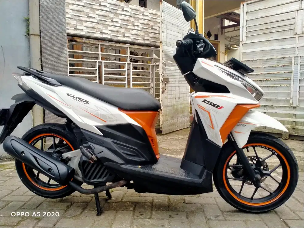 Honda Vario LED pajak hidup lengkap sehat keterangan detail dibawah