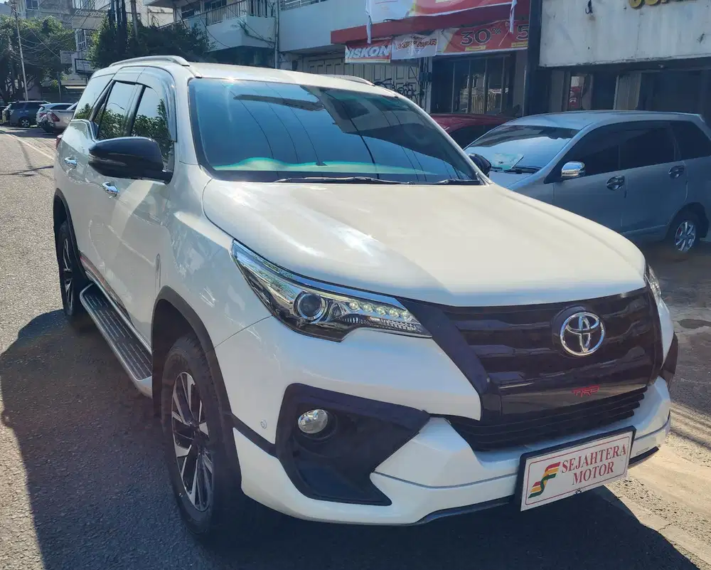 Toyota Fortuner VRZ TRD 2.4 AT 2017/2018 KM LOW80RB TGN1 FULL ORISINIL
