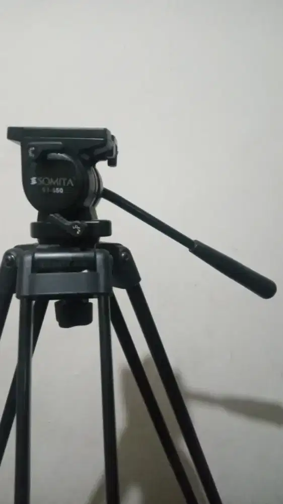 STAND CAMERA VIDEO SHOOTING MERK SOMITA TYPE ST-650