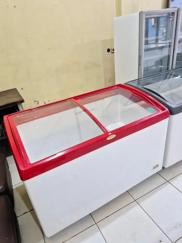 FREEZER AUCMA 330L ORI MULUS