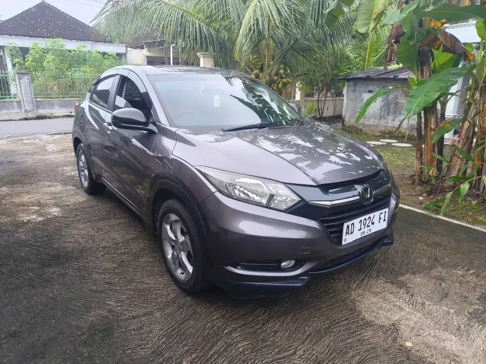 Honda HRV e matic 2018 plat AD Wonogiri cat msh full ori istimewa