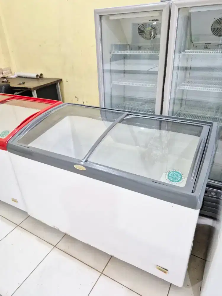 FREEZER AUCMA 330L ORI MULUS