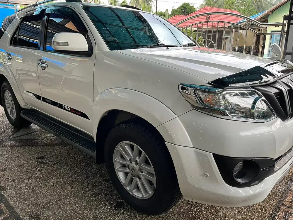 Fortuner 2.7 G TRD AT, 2012