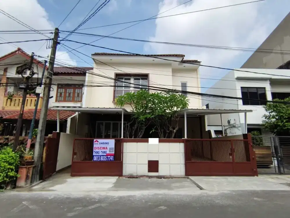 Ss.3684 - Murah !! Disewakan !! Rumah Semi Furnish Luas 200 Gading Griya Lestari Jalan 3 Mobil Hadap Timur Carpot 2