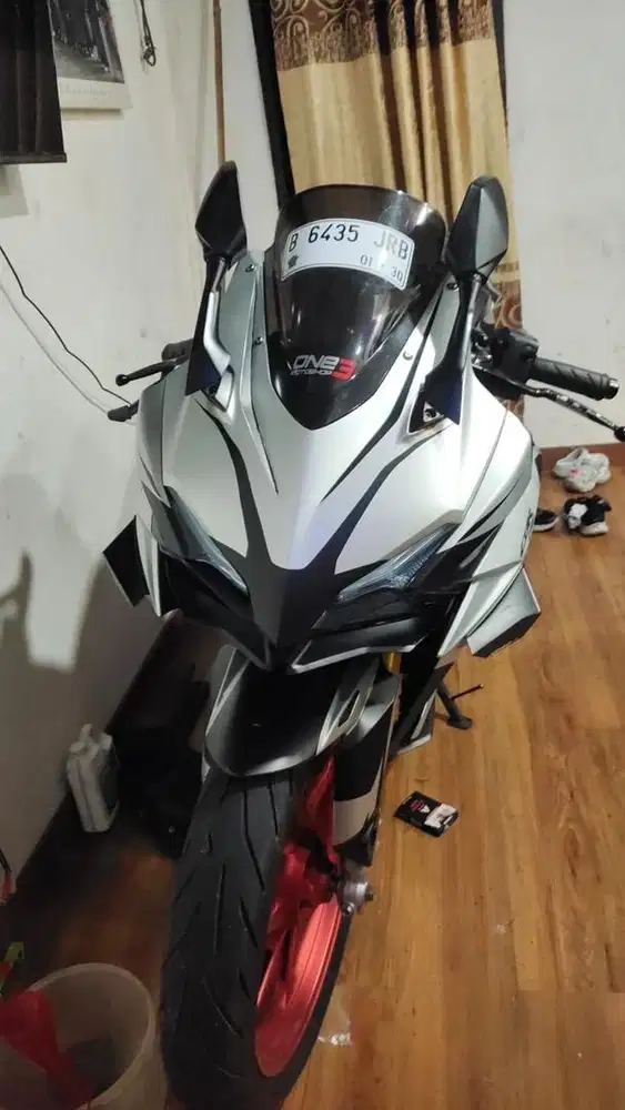 HONDA CBR 250RR