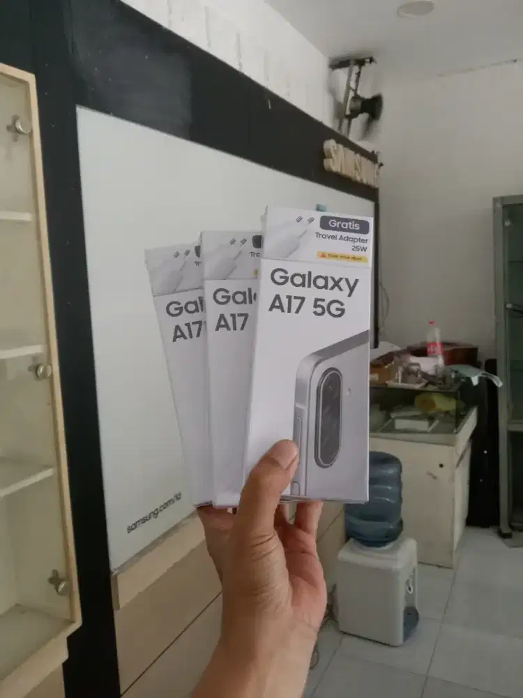 Berminat silahkan WA Samsung Galaxy A17 5G 8/256 Garansi resmi 1thn