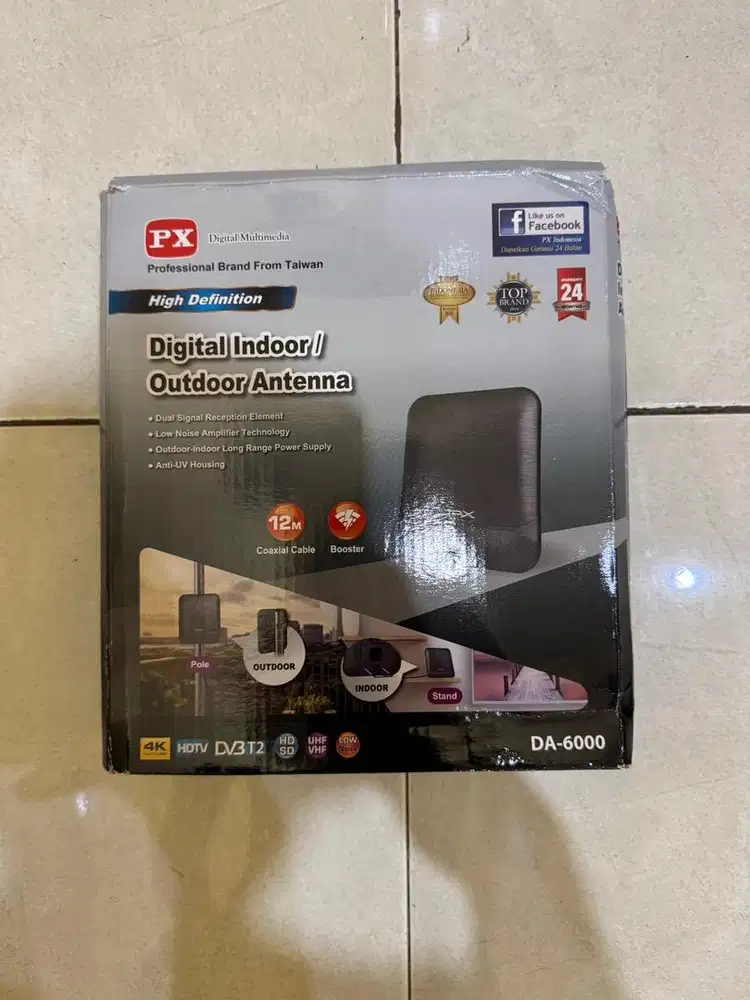 Antena TV Digital Indoor Outdoor + Booster DVBT2 4K PX DA-6000