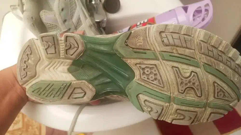 Koleksian kaos dan sepatu d jual satuan