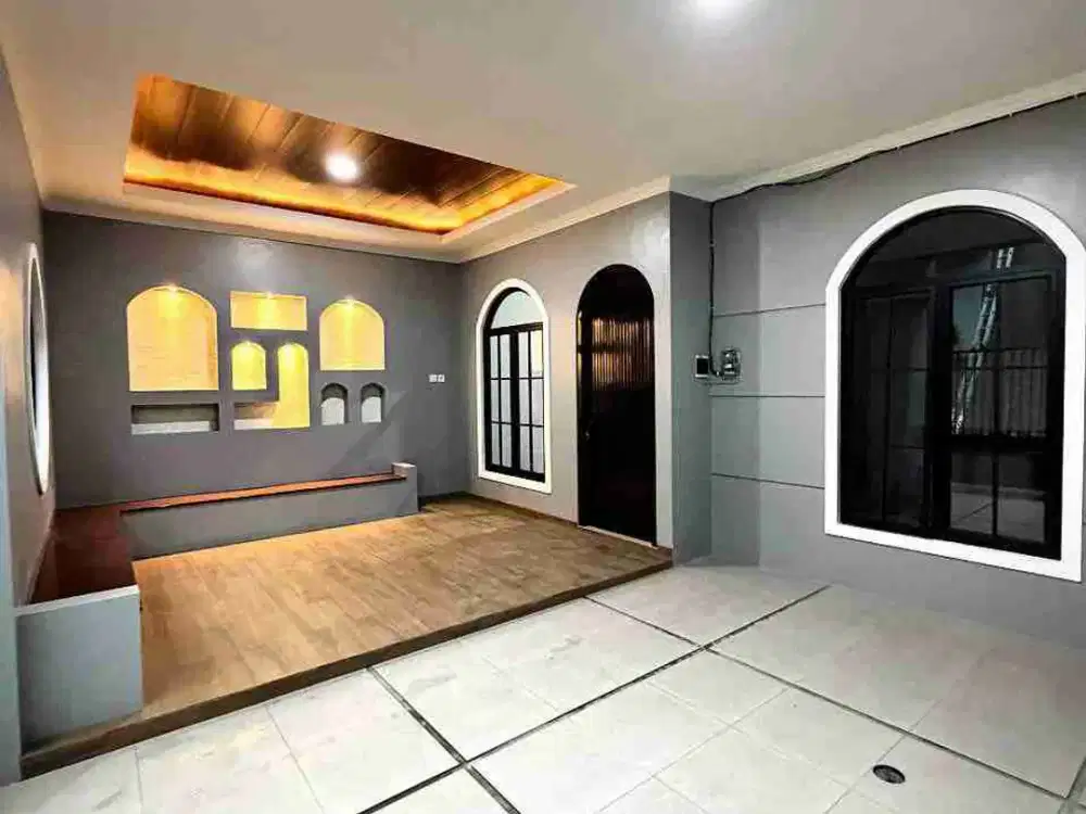 Rumah Baru Cantik Siap Huni di Perum Cluster dekat UNS dan ISI