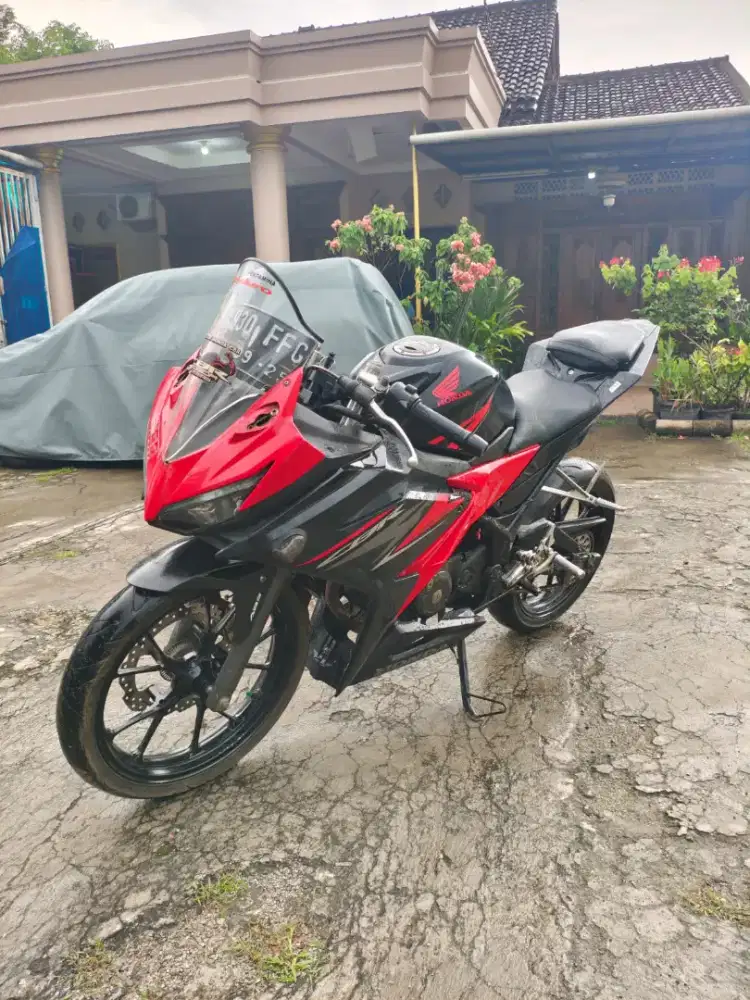 Cbr 150 ABS facelift 2019 lengkap hidup