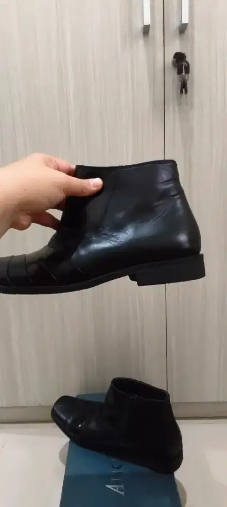 Jual Cepat Sepatu Cowok Baru