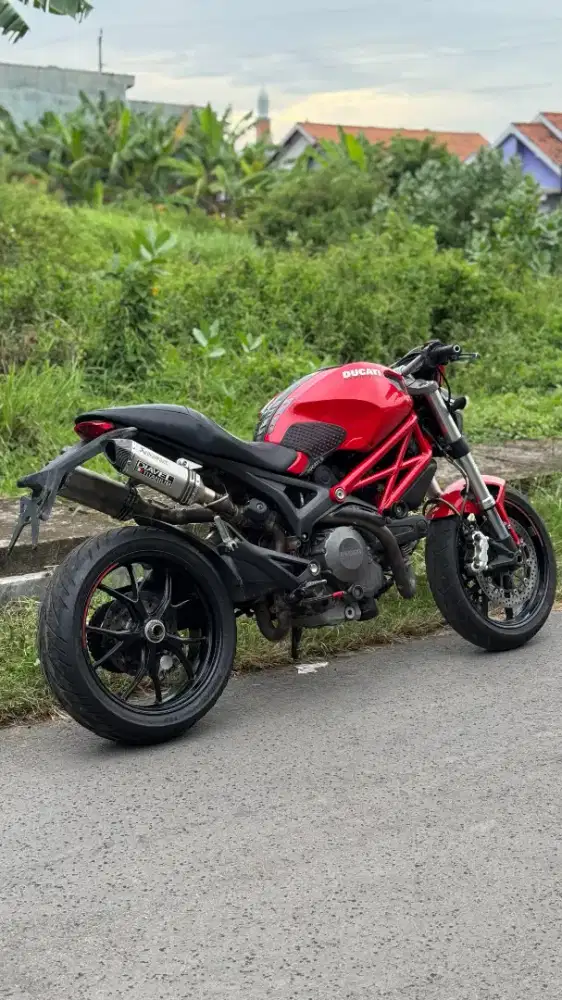 Ducati 796 2012