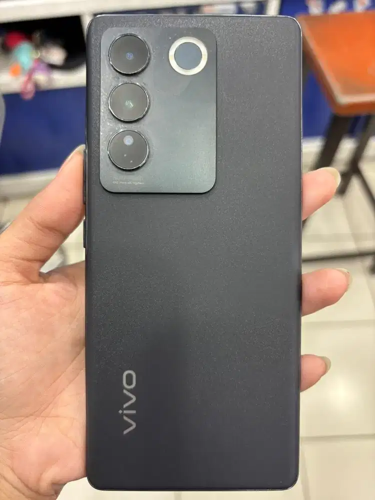 vivo v27 5g ram 8/256