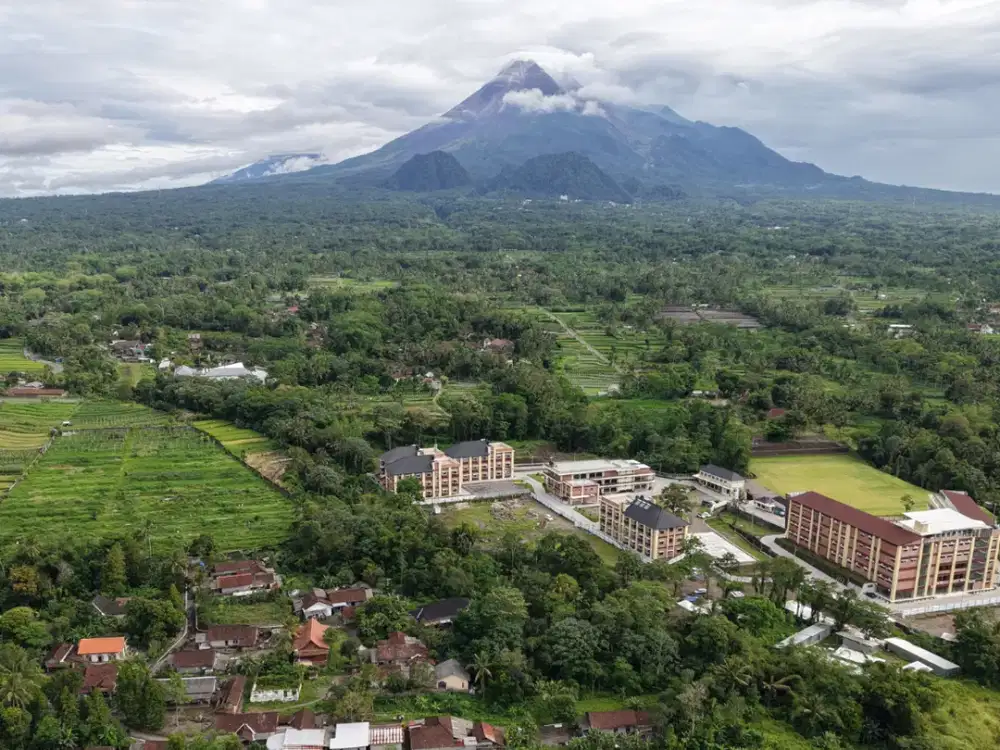 View Ciamik ! Tanah SHM Utara Kampus UII Kaliurang