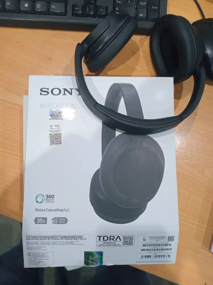 Headphones SONY WH-CH720N