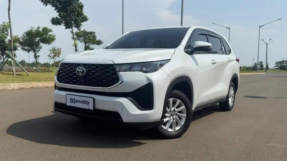 DP MURAH Toyota Kijang Innova 2.0 Zenix V CVT Bensin-AT 2022 Putih