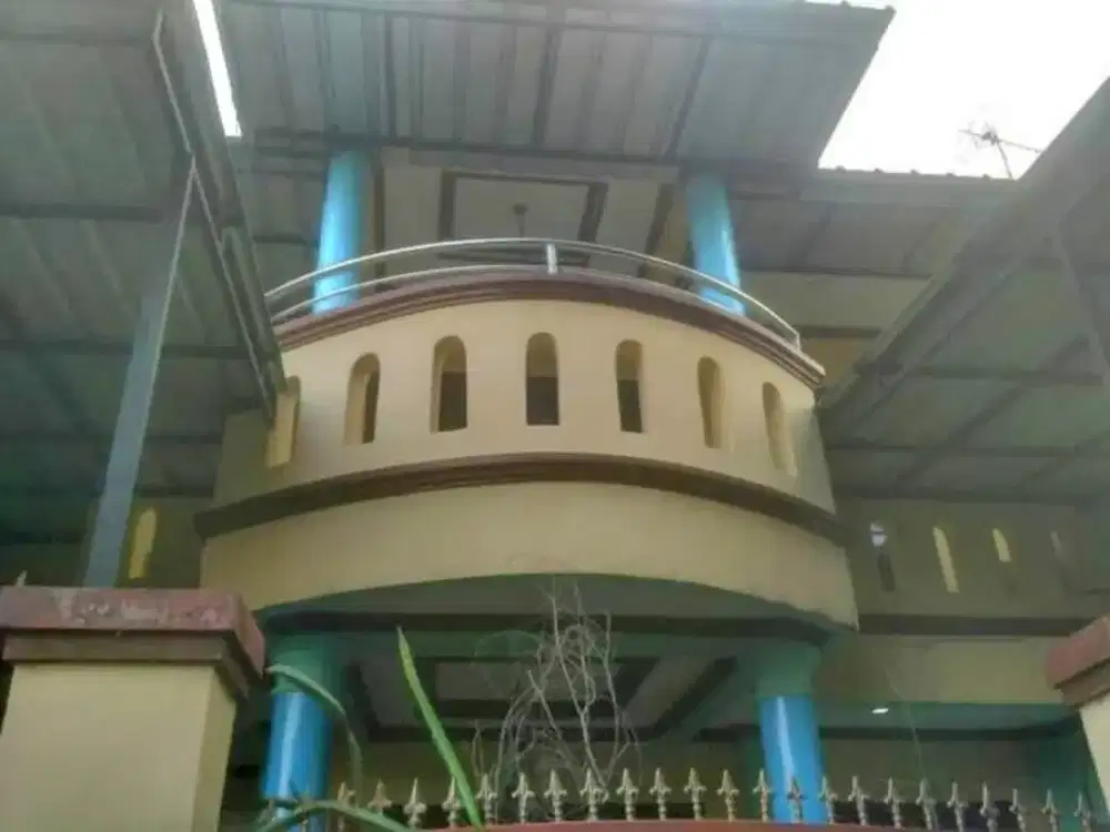 Rumah disewakan pertahun