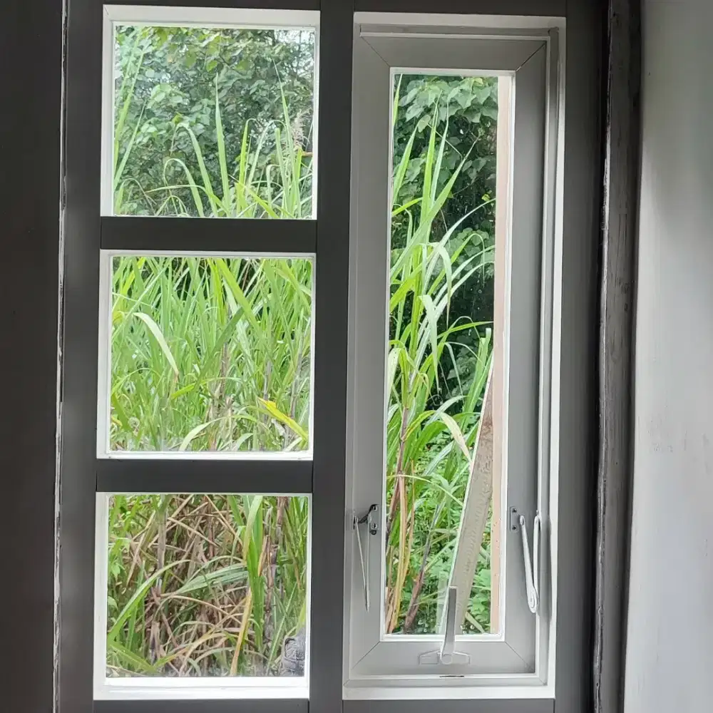 Kusen aluminium pintu jendela kaca