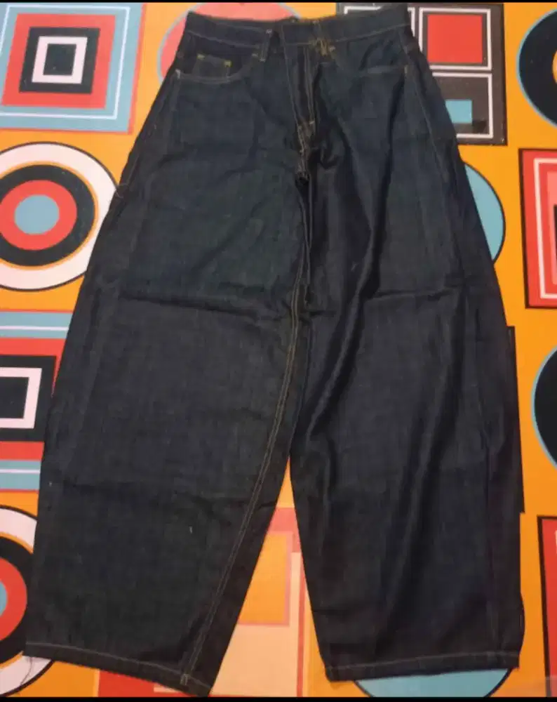 Celana jeans gombrang