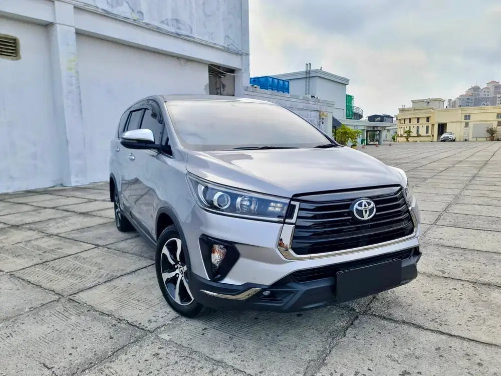 [KM 30 RIBUAN]TOYOTA INNOVA 2.4 VENTURER DIESEL AT LAST EDITION 2022
