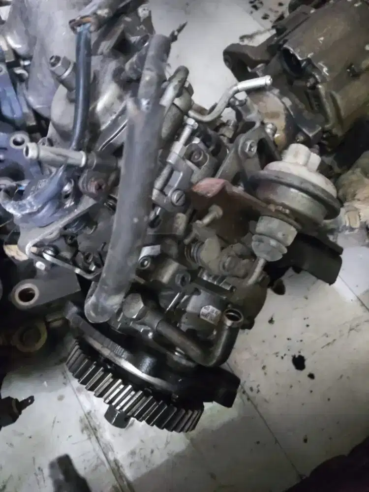 Bosh pump Isuzu elf nhr 55 zexel euro Tahun 2015..