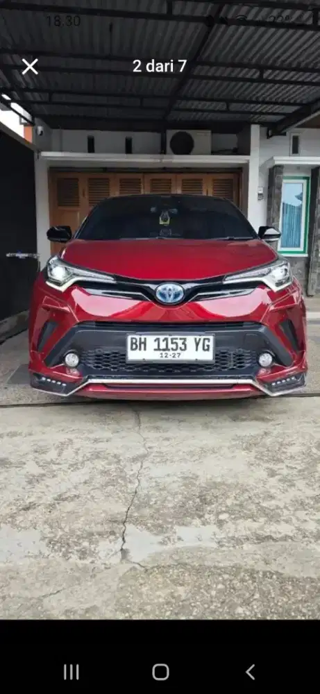 TOYOTA   CH-R 1.8 HYBRID A/T