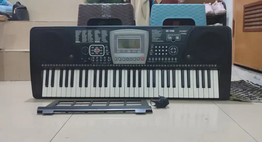 Techno T-9700i, bisa dangdutan