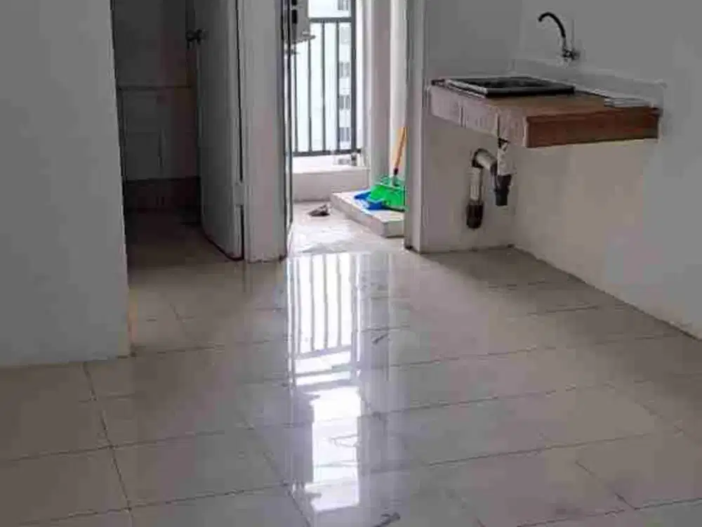 Disewakan 2BR Un furnished tower G. lt. 30