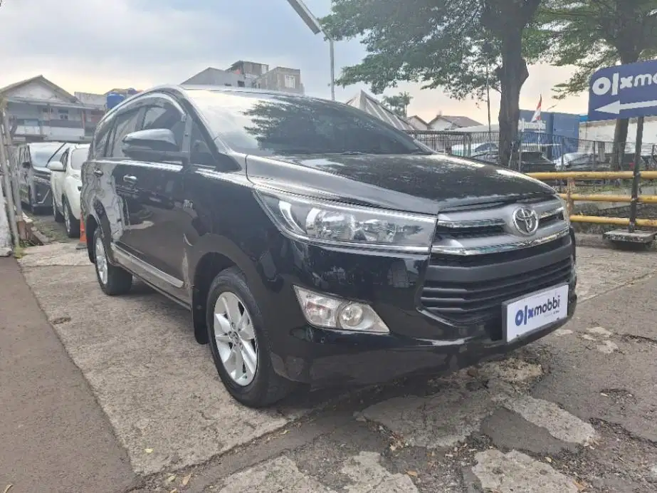 DP MURAH Toyota Kijang Innova 2.0 G Bensin-AT 2018 Hitam CTIPB