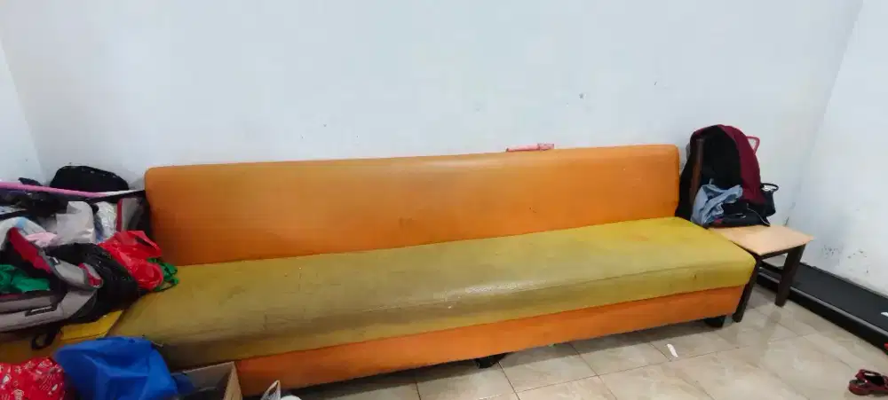 Dijual sofa panjanv 2m