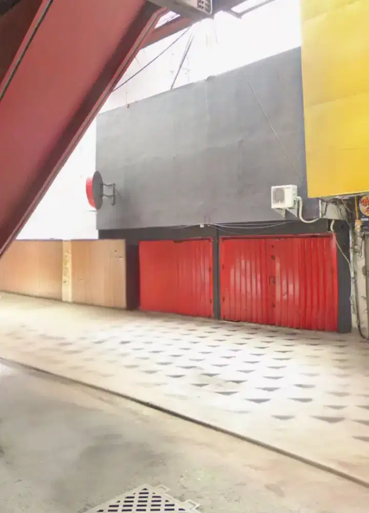 Disewakan Komersial area hype viral Ruko Tunjungan di Surabaya Pusat