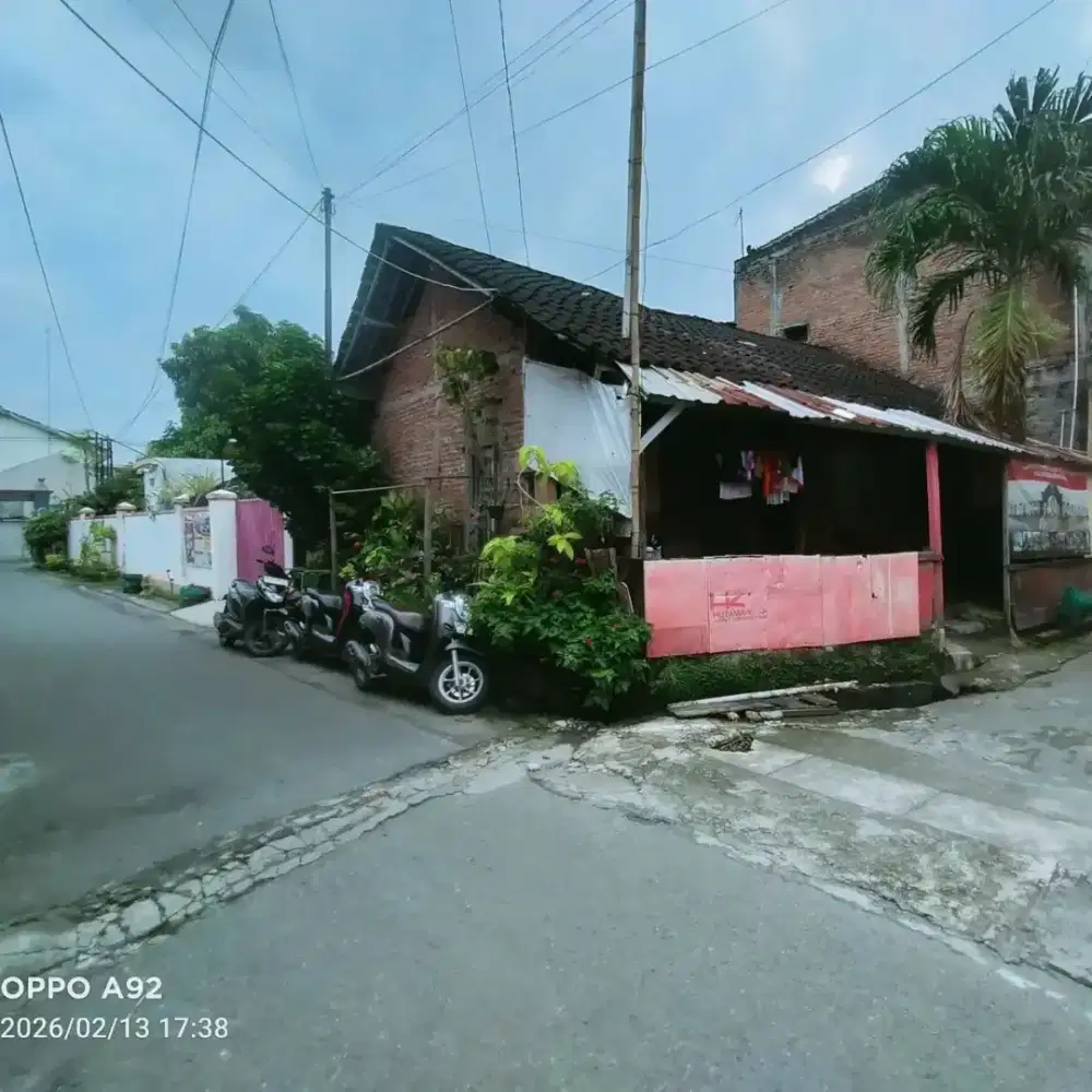 Tanah strategis bonus banginan Murah kadipiro Solo