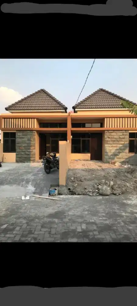 Rumah baru 3 kt bangunan bagus depok semtim