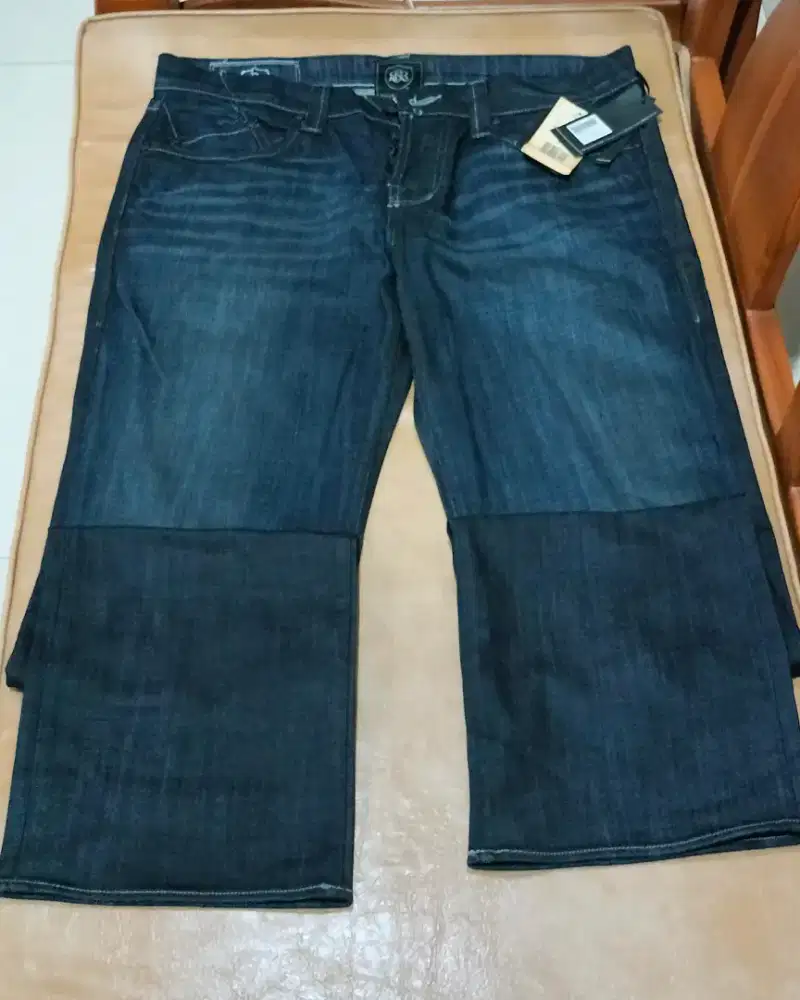 Celana jeans merk Rock and Republic
