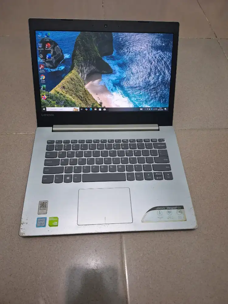 Bismillah dijual laptop lenovo slim core i3 siap pakai