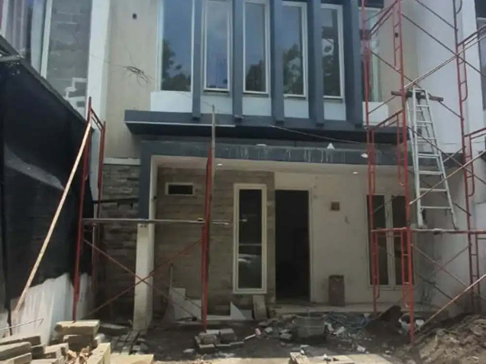 DIJUAL RUMAH GRAND SEMANGGI WONOREJO - BARU GRESS