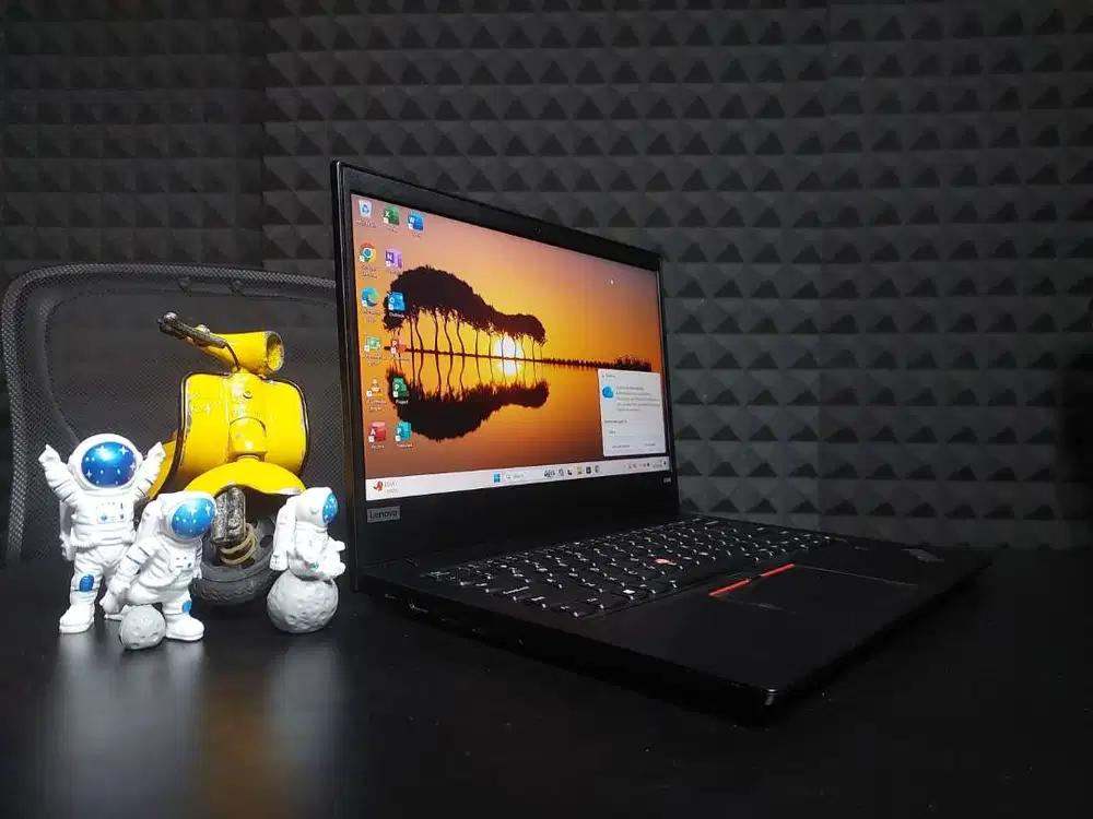 Lenovo ThinkPad E480 – Core i5 Gen 8 | Siap Kerja & Kuliah!