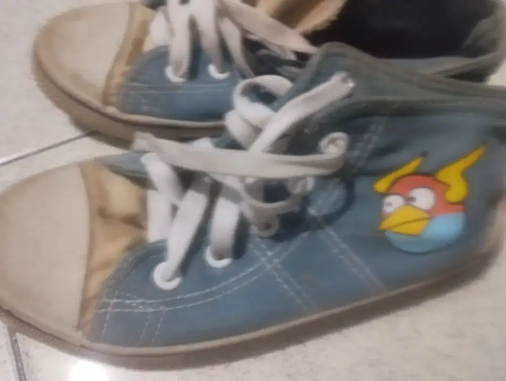 sepatu anak  utk umur 4 sampai 6 tahun