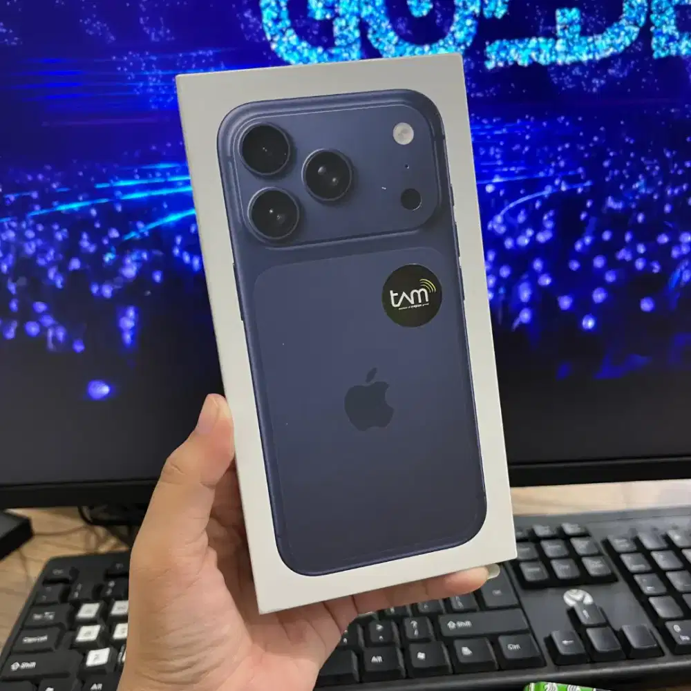 iPhone 17 pro 256Gb blue iBox