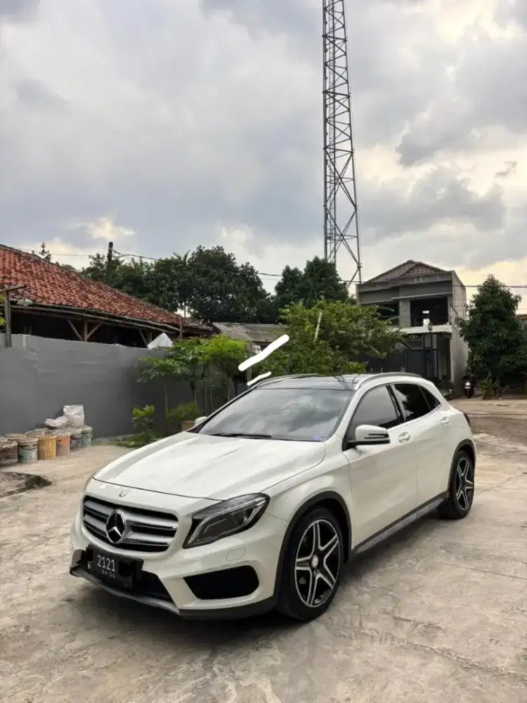 DIJUAL MOBIL MERCY GLA200