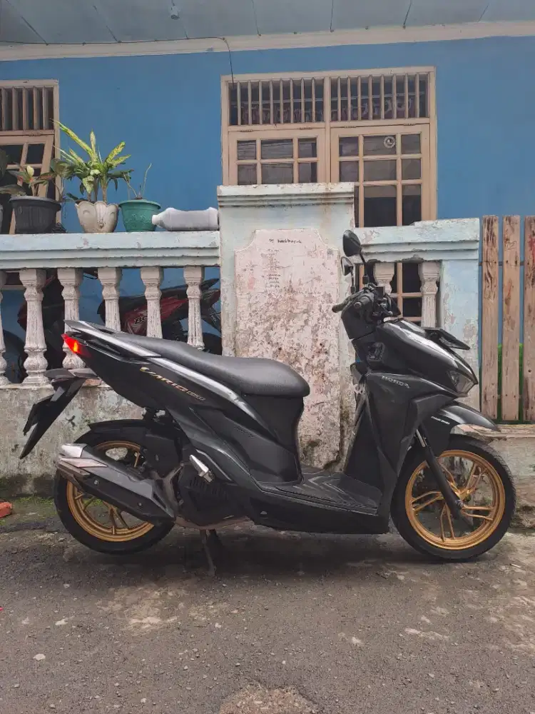 DIJUAL HONDA VARIO 150 TAHUN 2021