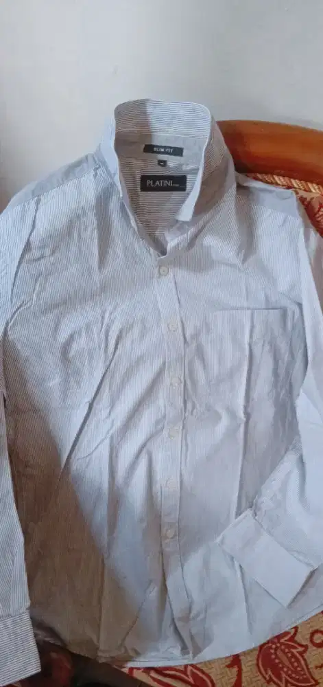 Kemeja Lengan Panjang Dan Kaos